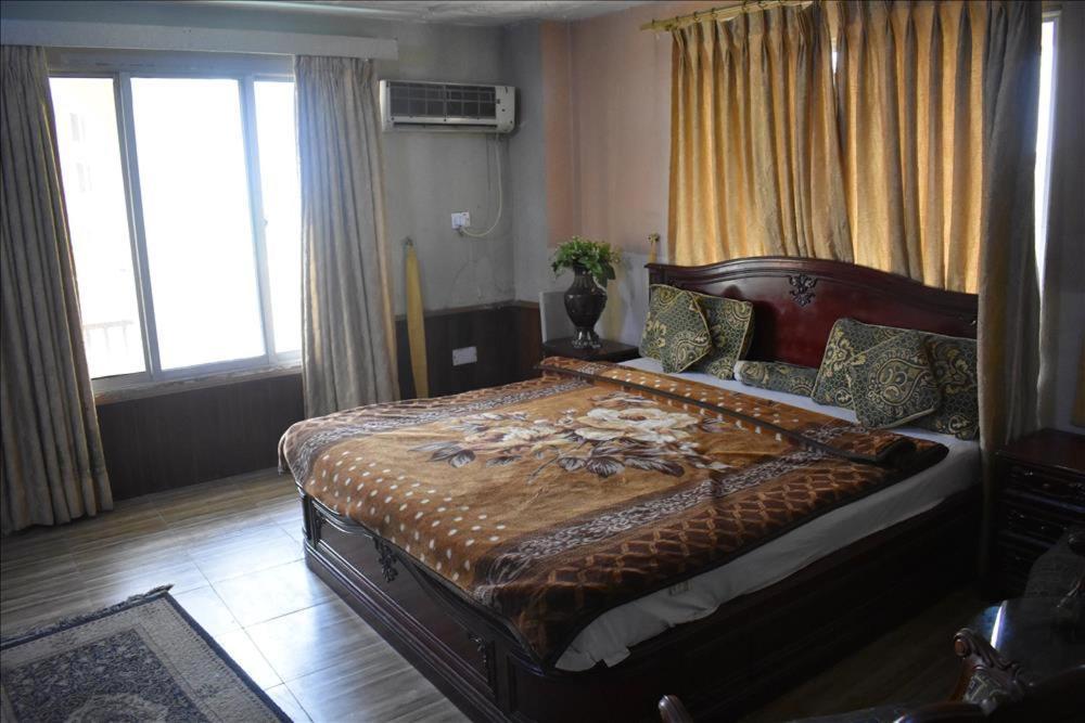 Hotel Regent Rawalpindi Extérieur photo