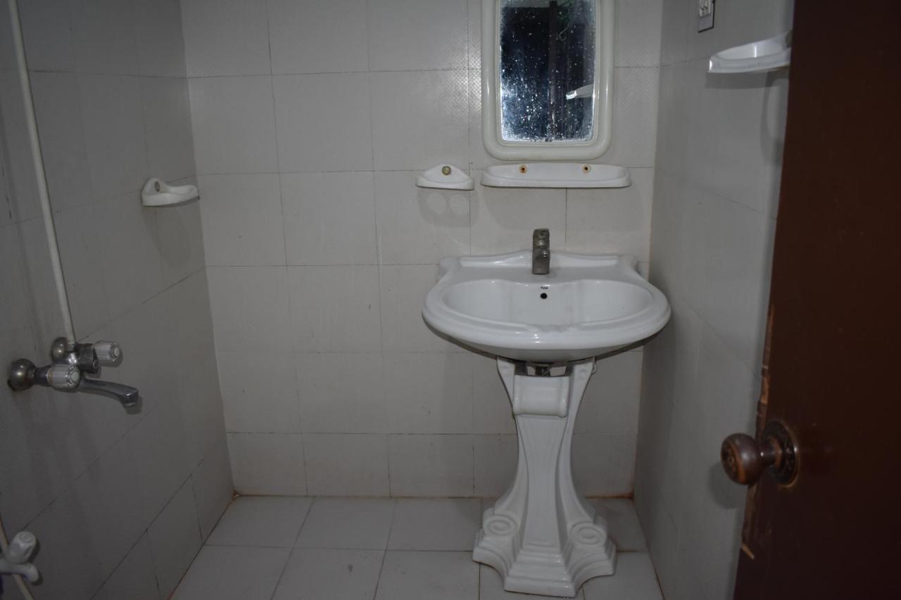 Hotel Regent Rawalpindi Extérieur photo