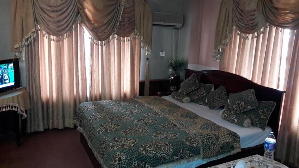 Hotel Regent Rawalpindi Extérieur photo